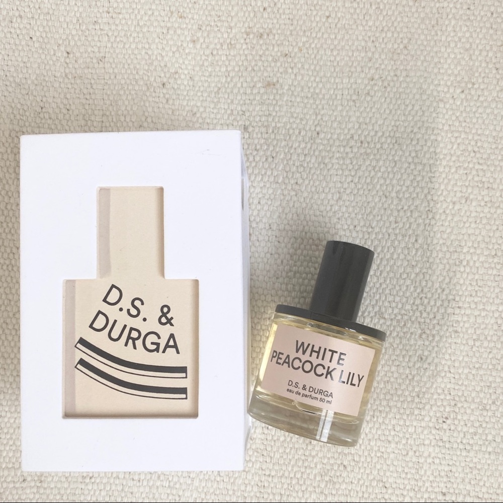 D.s. And Durga white peacock lily